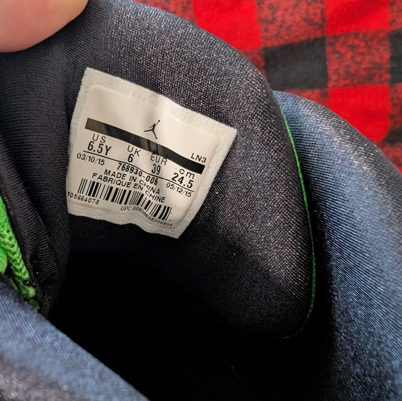 Nike Air Jordan Marvin the Martian - Picture 4 of 7